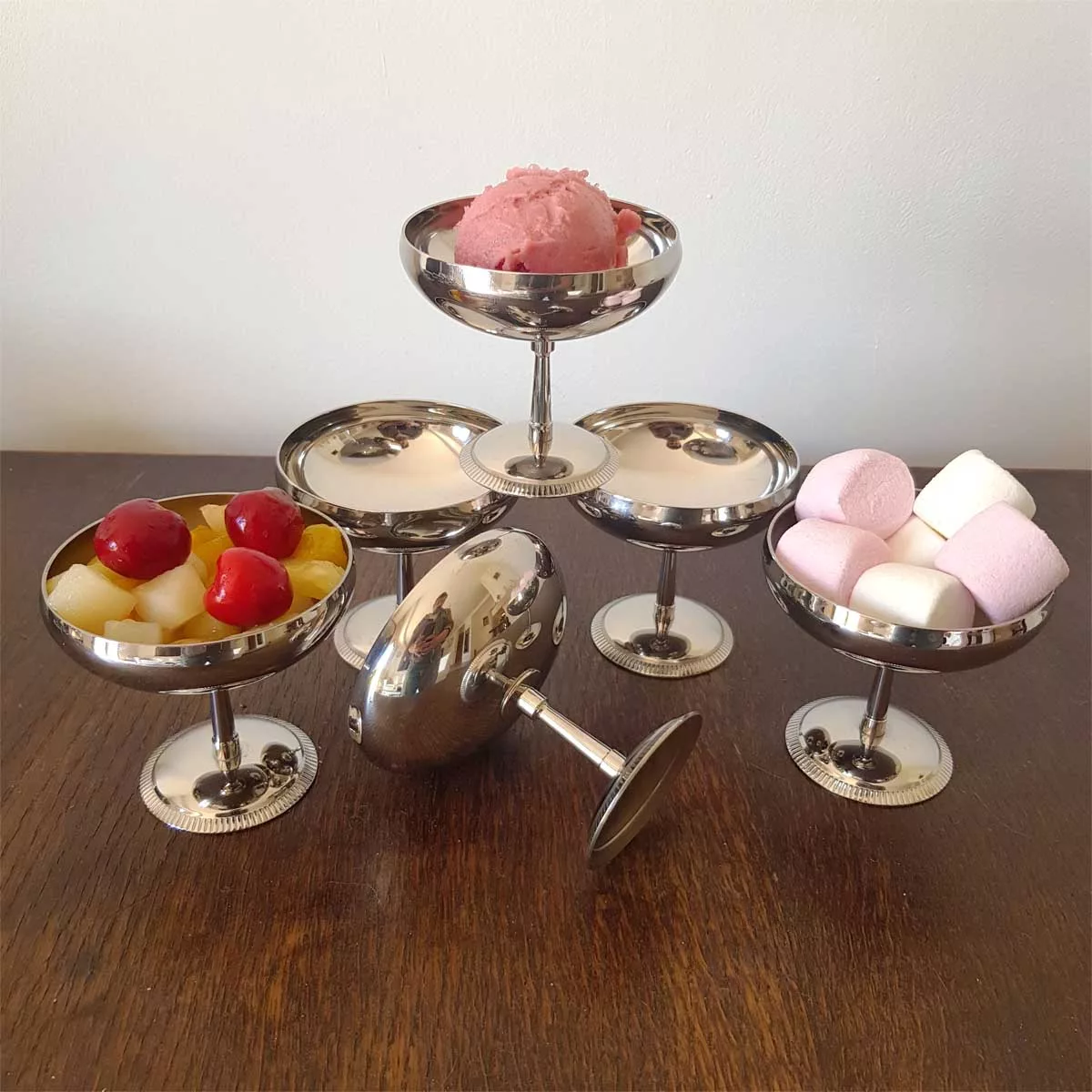 6 vintage Dessert bowls Ice cream cups Small champagne cups 1970 1980 stainless steel 6cl Letang Remy Flared Bright