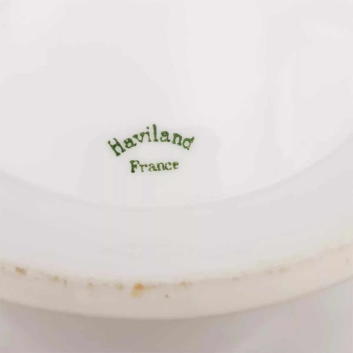 Haviland Limoges white porclain tureen