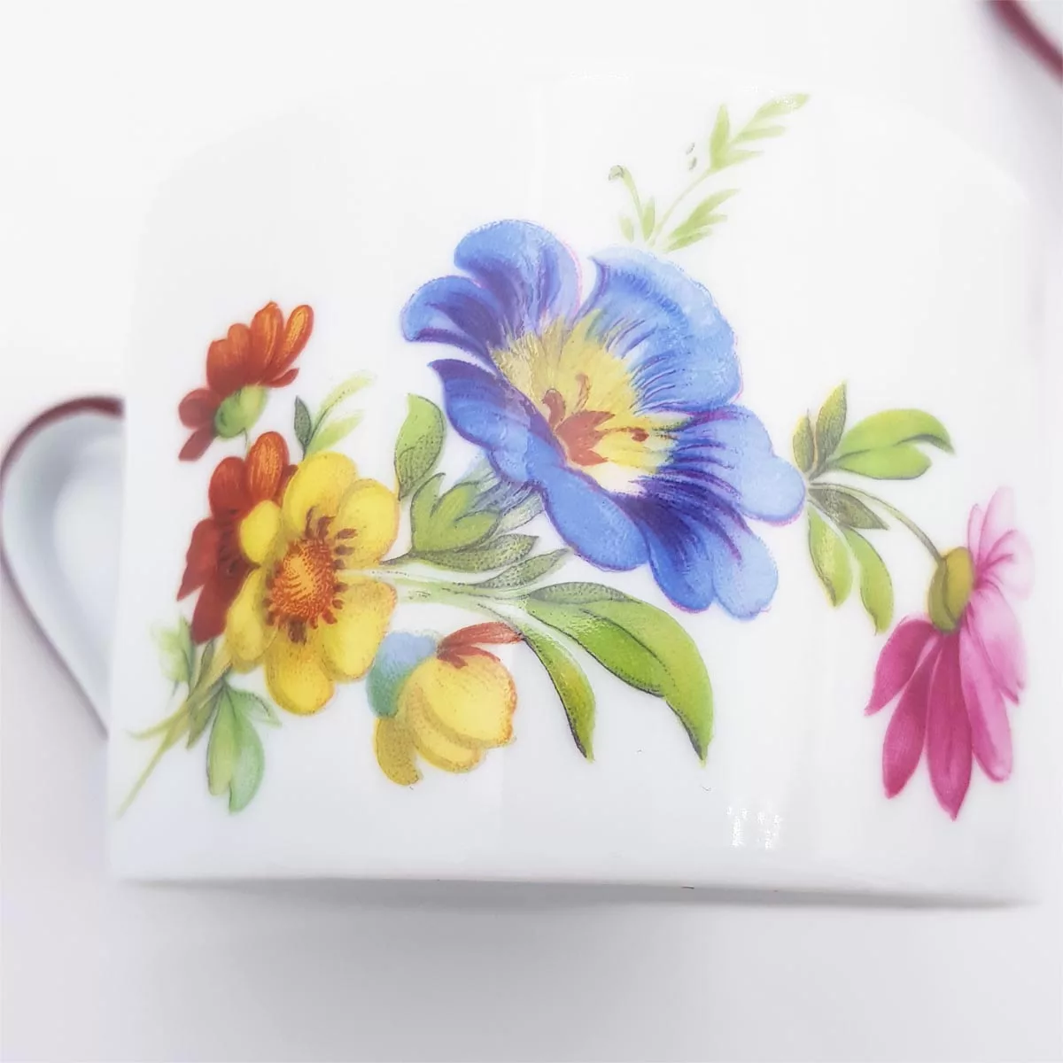 Coffee cup Tea cup porcelaine flower decoration Philippe Deshoulieres Fleurs de Baudelaire